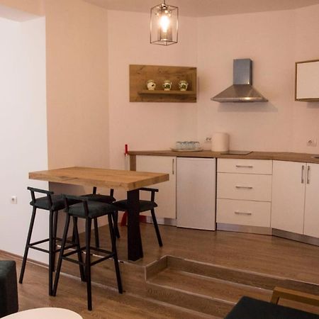 Apartament Stefani Sarandë 外观 照片