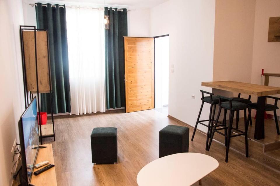 Apartament Stefani Sarandë 外观 照片